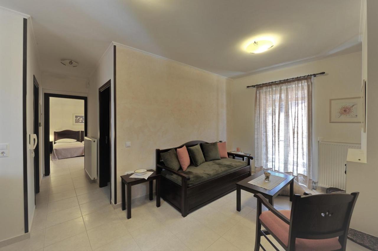 Dianthos Guesthouse Kyriaki Екстер'єр фото